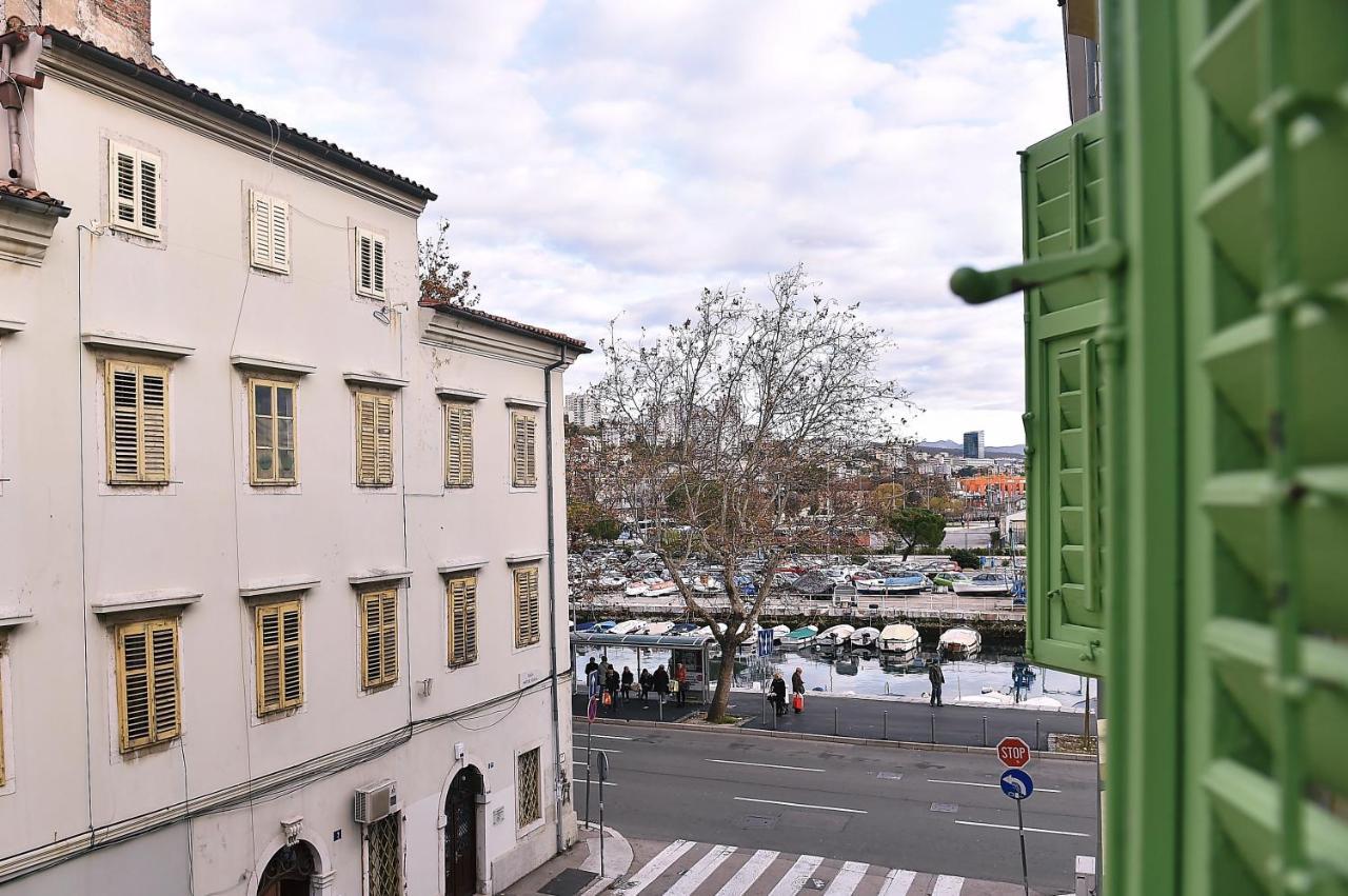Apartment Gold River Rijeka Buitenkant foto