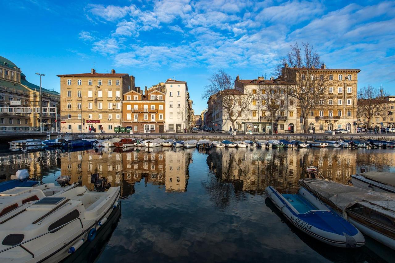 Apartment Gold River Rijeka Buitenkant foto