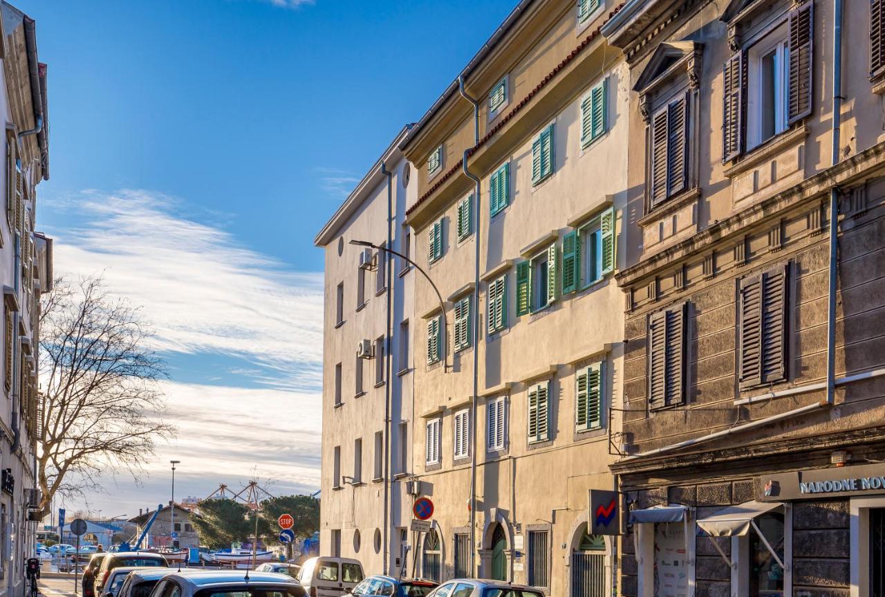 Apartment Gold River Rijeka Buitenkant foto