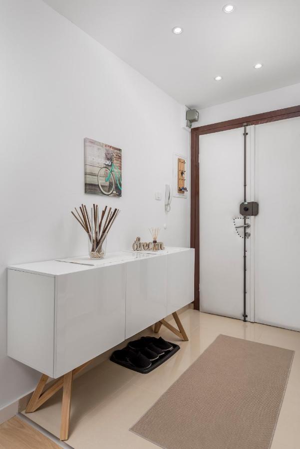 Apartment Gold River Rijeka Buitenkant foto