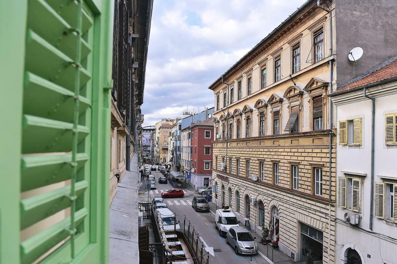 Apartment Gold River Rijeka Buitenkant foto